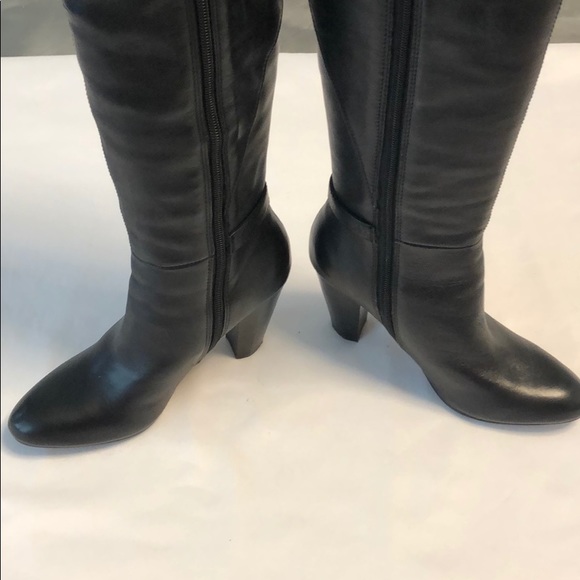 Leather boots - Picture 5 of 12